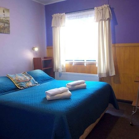 Hostal Victoria Punta Arenas Esterno foto