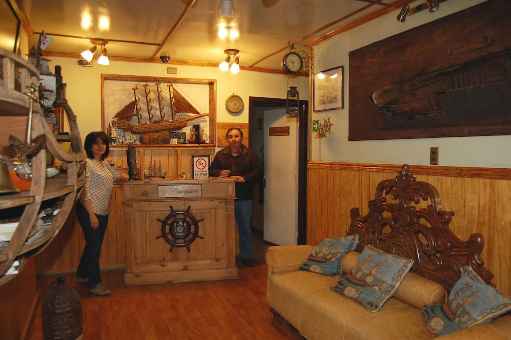 Hostal Victoria Punta Arenas Esterno foto